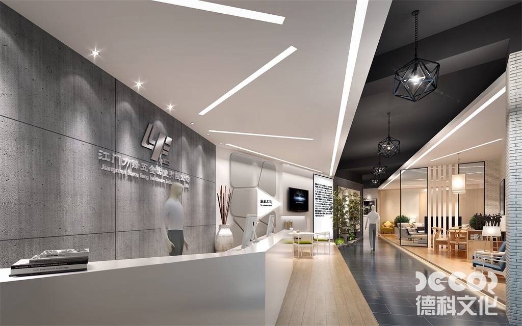 在五金展覽廳設(shè)計(jì)中如何考慮觀眾的教育和培訓(xùn)需求？