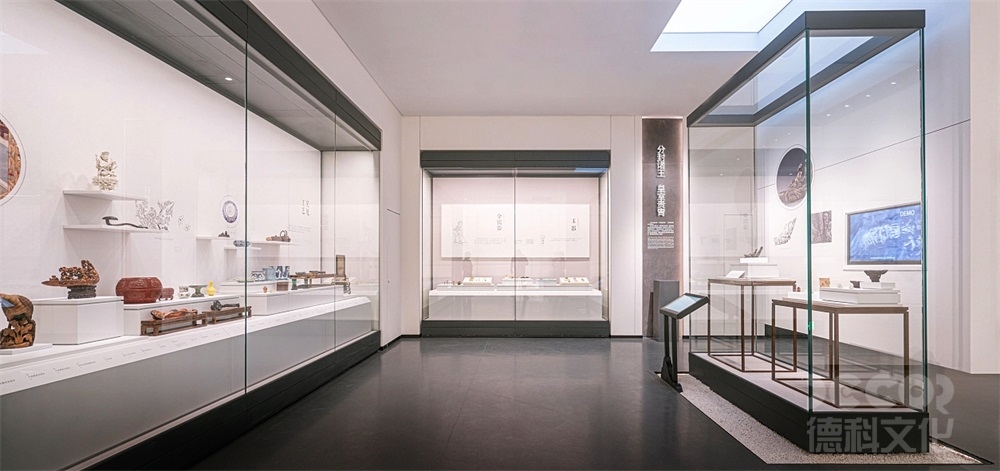 科技博物館裝修中如何設(shè)計(jì)展示科技的社會(huì)影響和倫理問題？