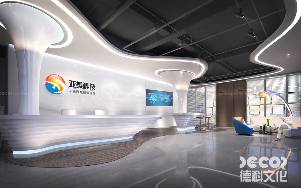 在汽車展廳裝修中，如何合理利用空間以展示更多車輛？